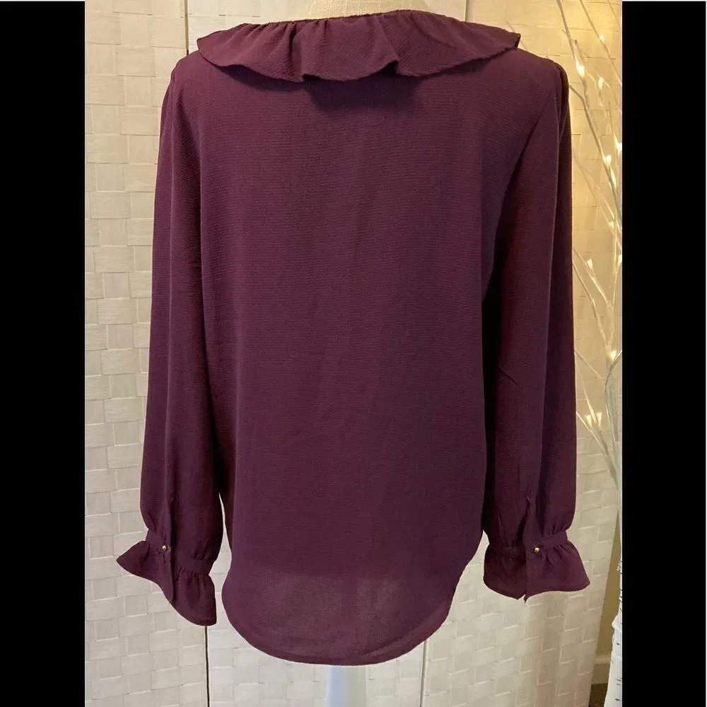 Harve Bernard Purple blouse Medium - Picture 2 of 6